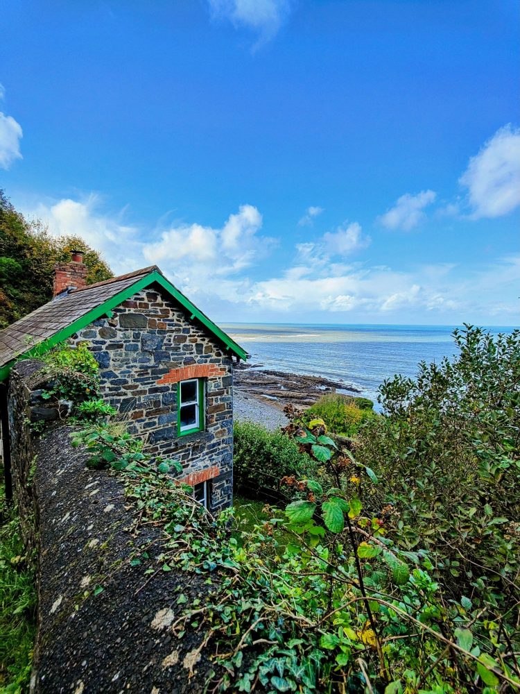 Small secluded house in Bucks Mill which was once home to some famous artists