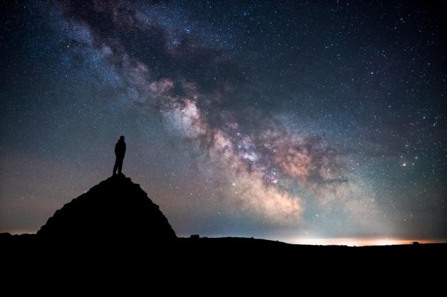 Night sky over a Holdstone Down stargazing spot